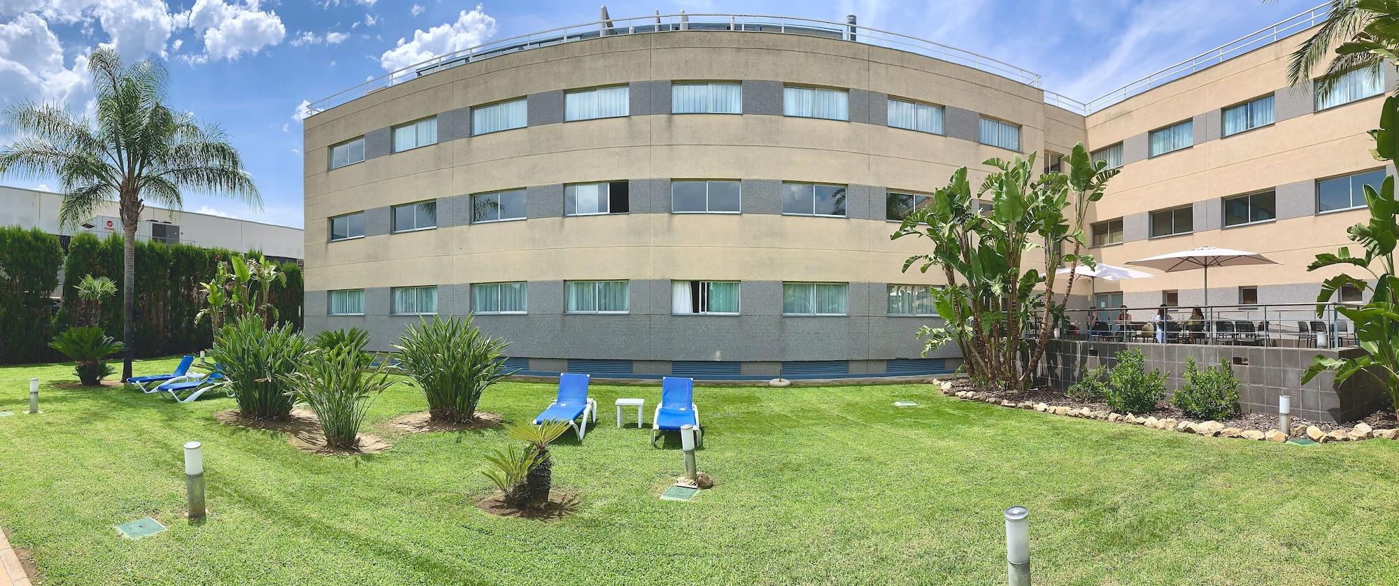 Ramada By Wyndham Valencia Almussafes Hotel Exterior photo