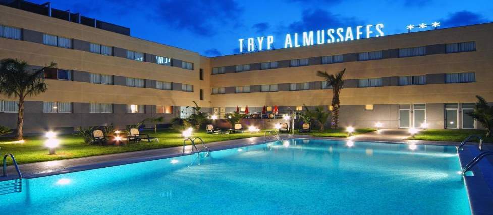 Ramada By Wyndham Valencia Almussafes Hotel Exterior photo